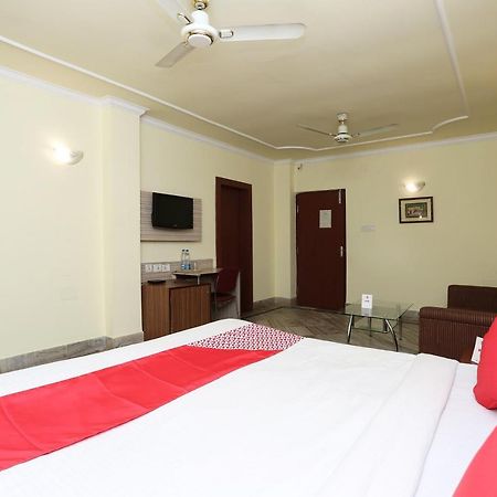 OYO 4209 Maurya Inn Bhubaneswar Exterior foto